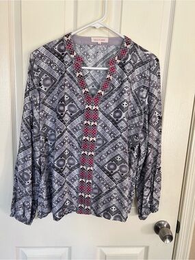 Solitaire Los Angeles Geometric Boho Print Rayon Blouse M